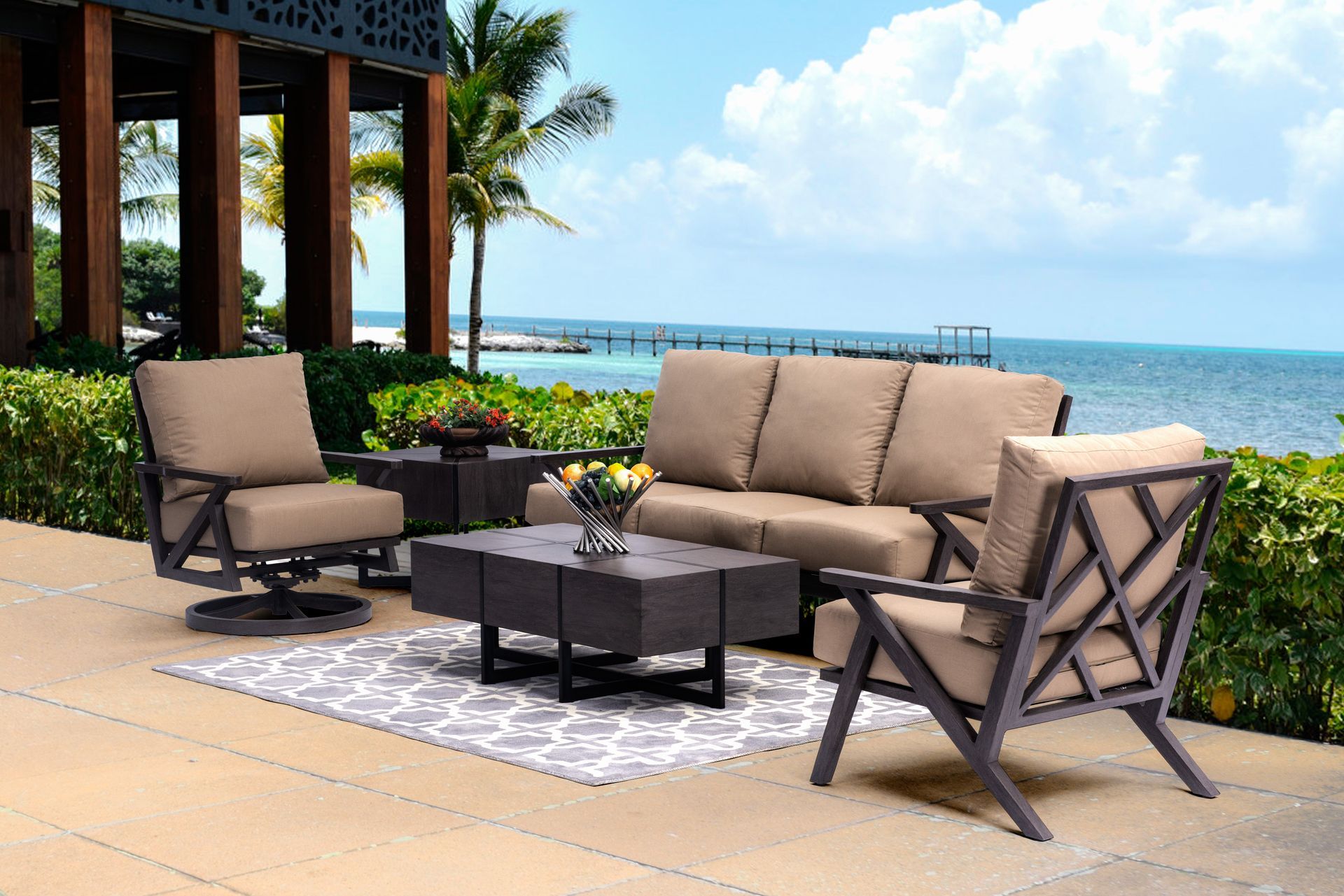 Castelle_Hermosa_Deep Seating(1)