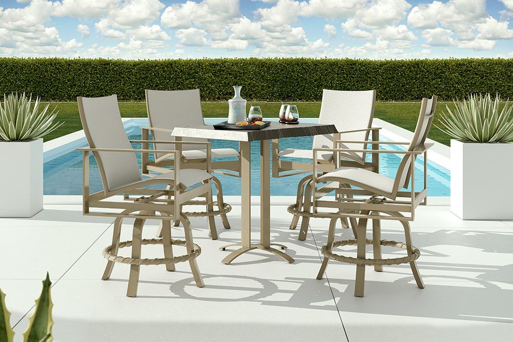 Park Place Balcony Height Dining