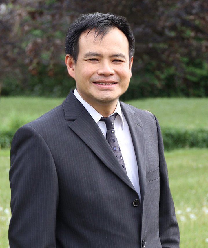 Dr. Grant Lu | Medical Anesthesiologist | Pediatric Dentist Photo | Pediatric Dental Clinic Team Member | Local Pediatric Dentist | Pediatric Dental Team Staff Member | Durham Kids Dentistry | Pediatric Dentist In Whitby