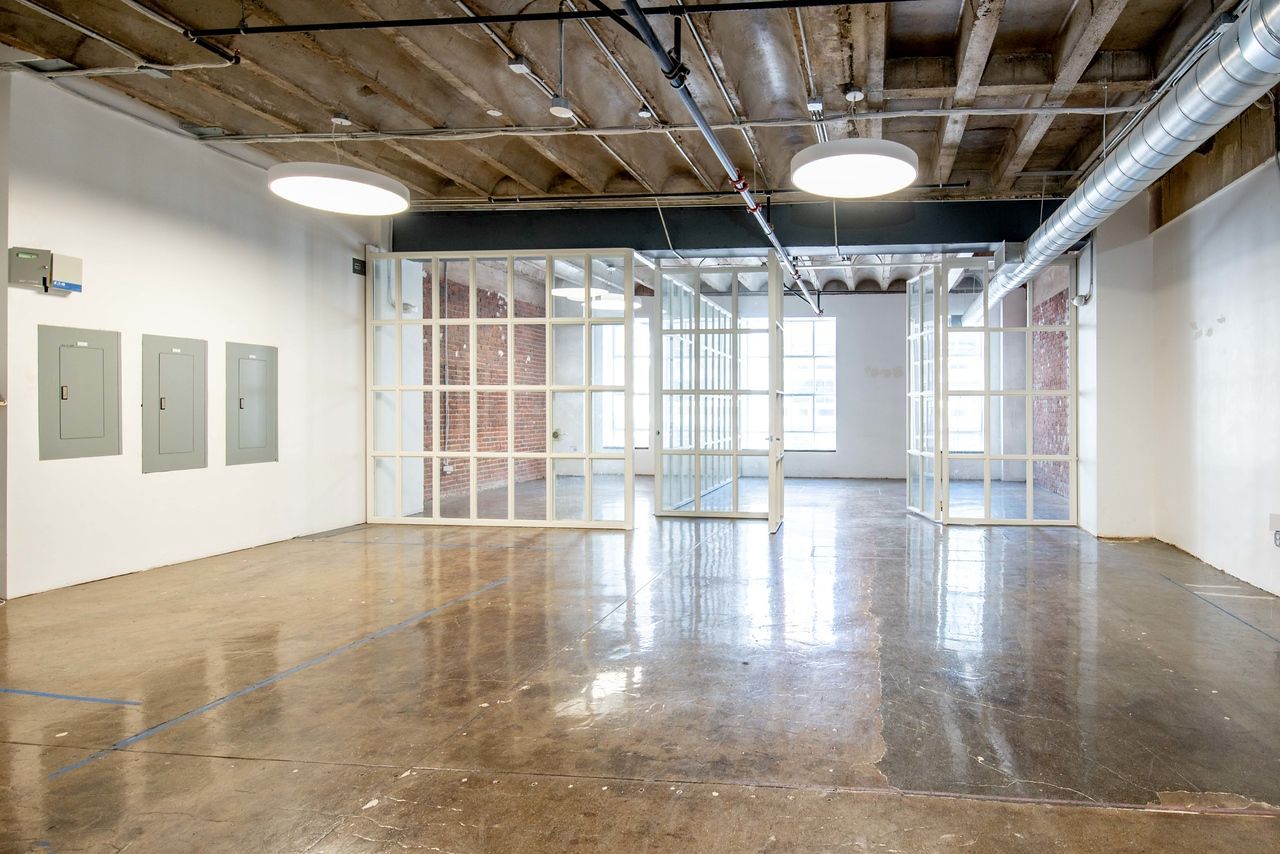 731 S Broadway, Los Angeles CA 90014
For Lease