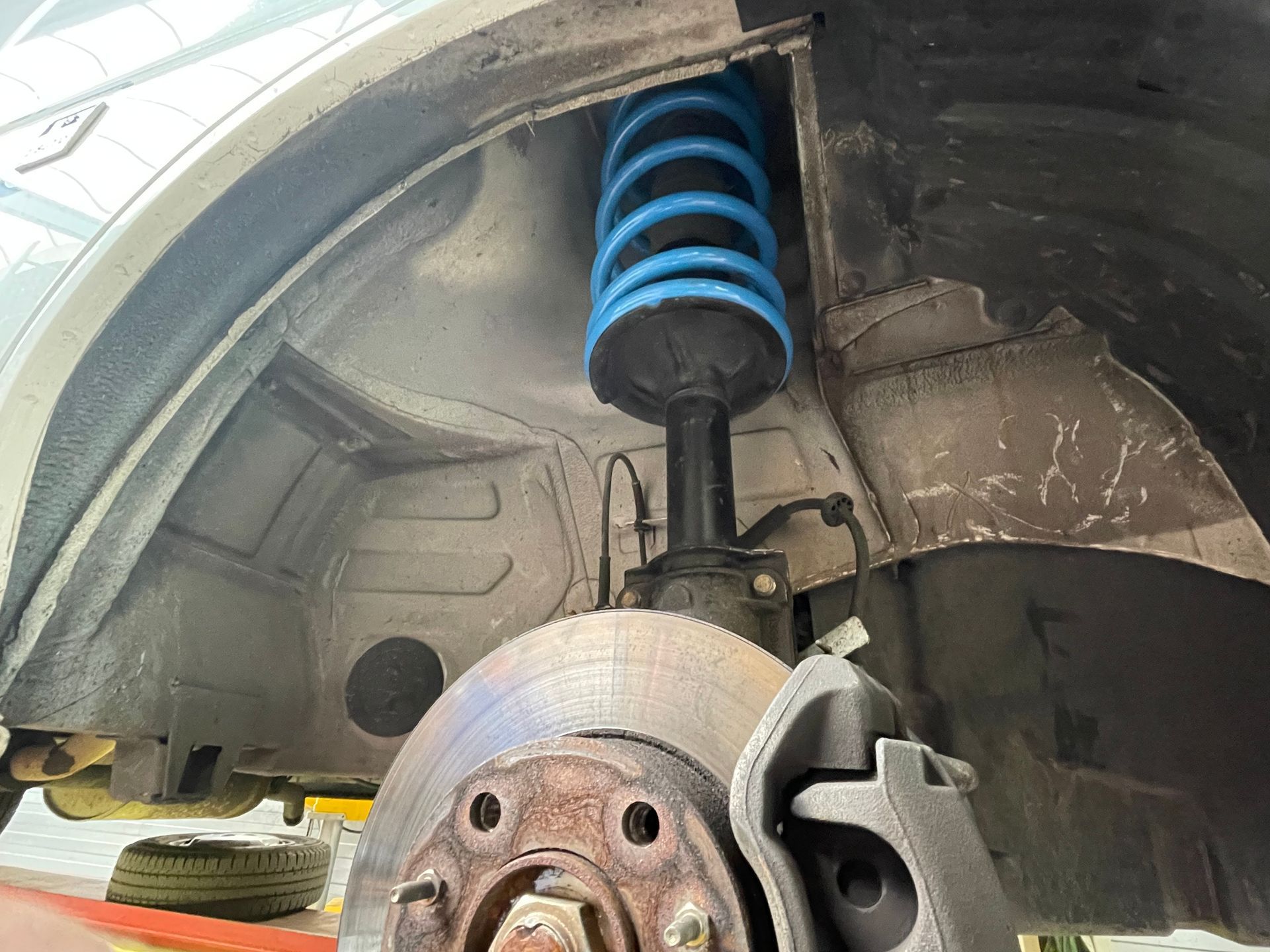 hulpveren monteren Fiat Ducato 245 vooras