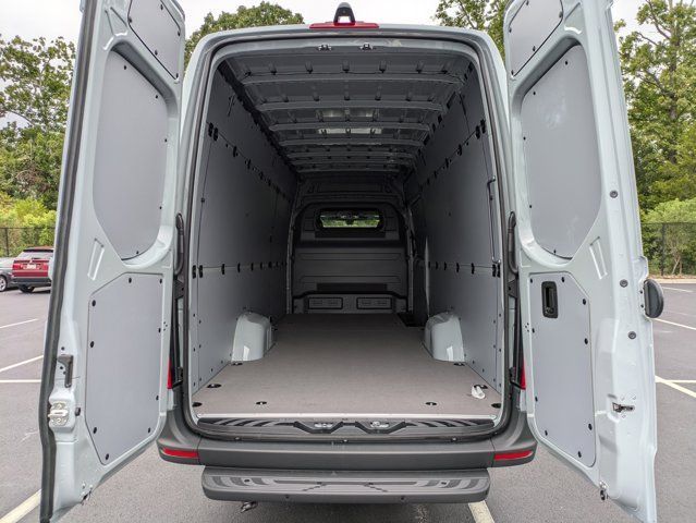 Mercedes Benz Grey Sprinter for Sale in Miami Florida