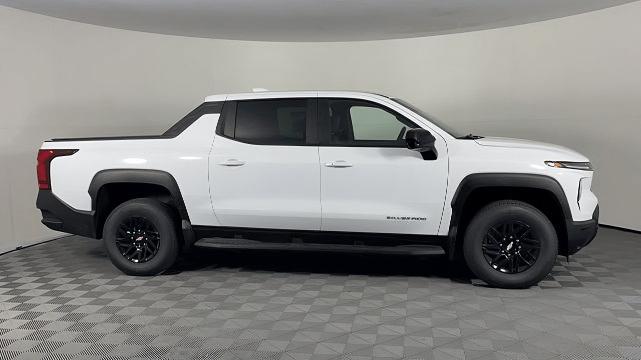 Chevy Colorado Work Truck for sale