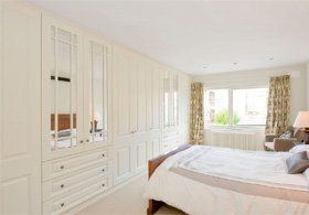 Bedroom - Newport - Phil Hall Carpentry - Wardrobes