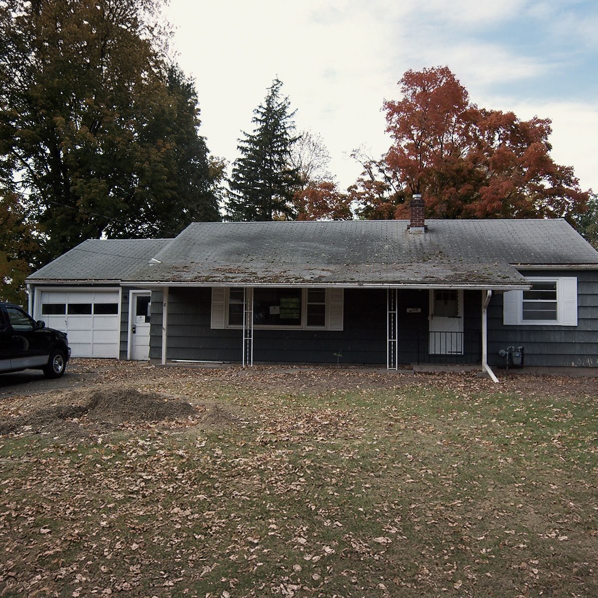 Bank REO VA House Flip - BEFORE Photo