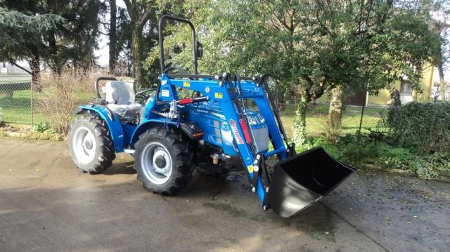 Caricatore frontale MOD. MP3 Benna terra