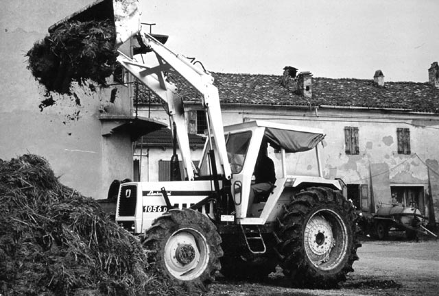 Macchina agricola