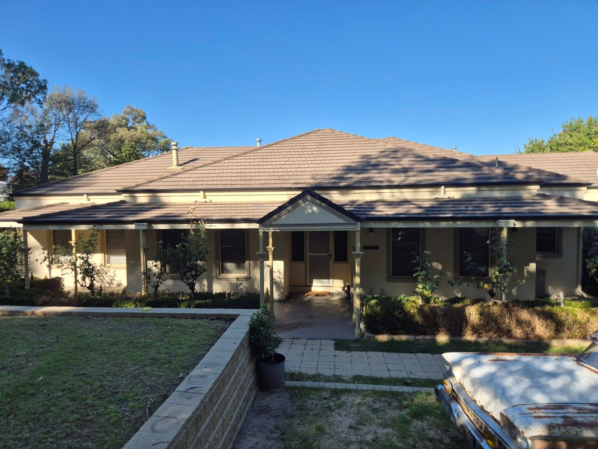 Single-story House With a Front Porch, Walkway — The Roofer Troopers in Wodonga, VIC