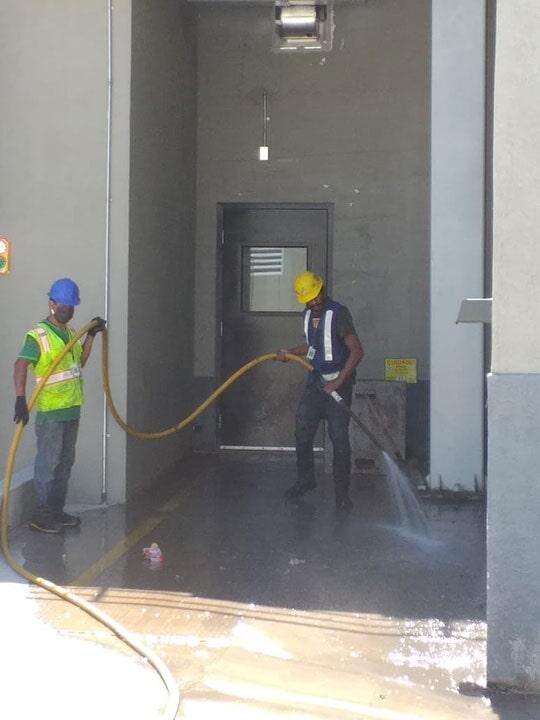 TECMAN - PLOMEROS Y TÉNICOS CALIFICADOSTECMAN - MANTENIMIENTO DE INSTALACIONES TECMAN - MANTENIMIENTO DE INSTALACIONES