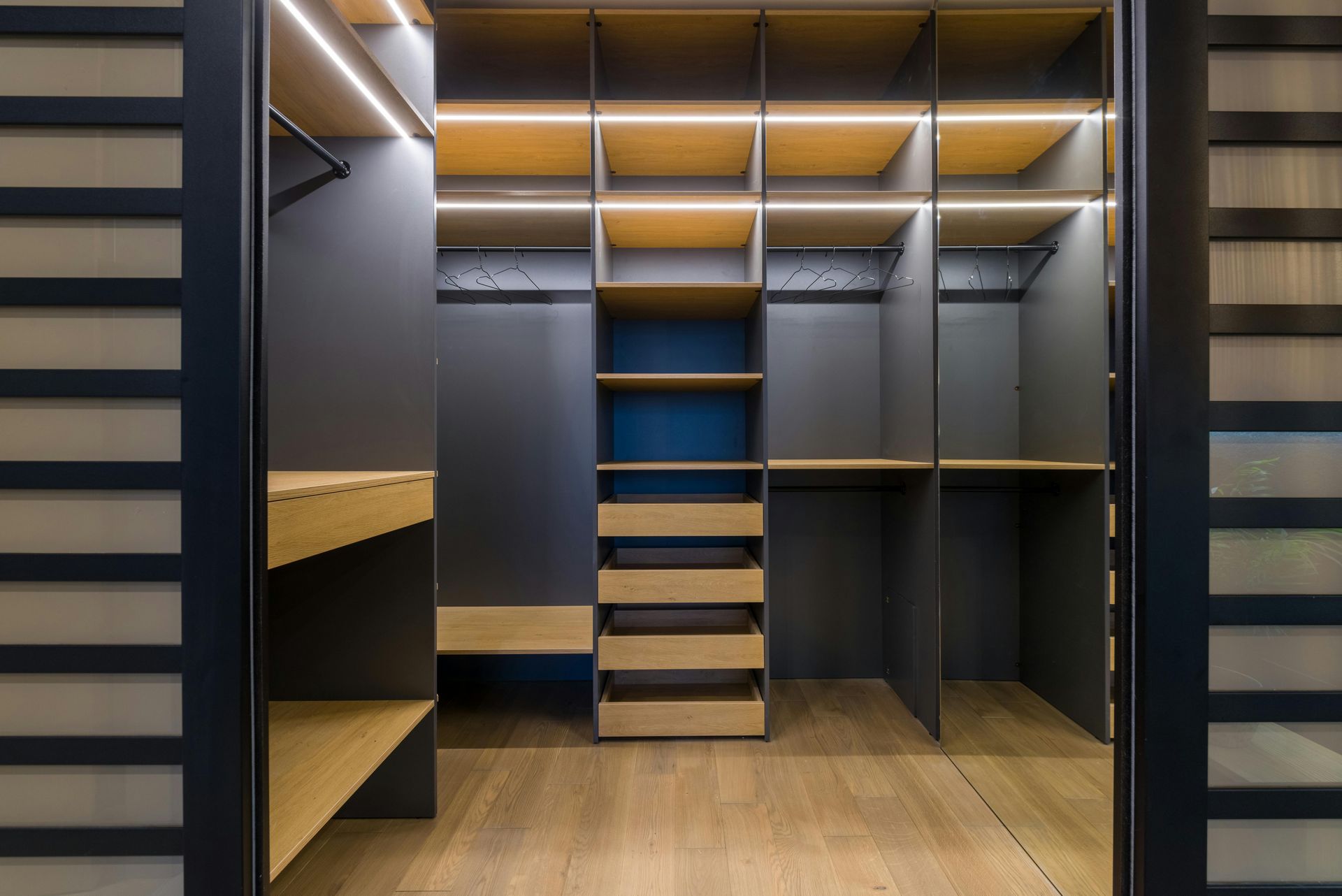 Custom Closet System