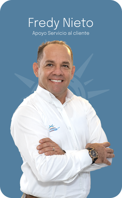 Alba Jiménez, a woman with dark hair, smiles while wearing a suit jacket. Text: Apoyo Coordinadores de Caso.