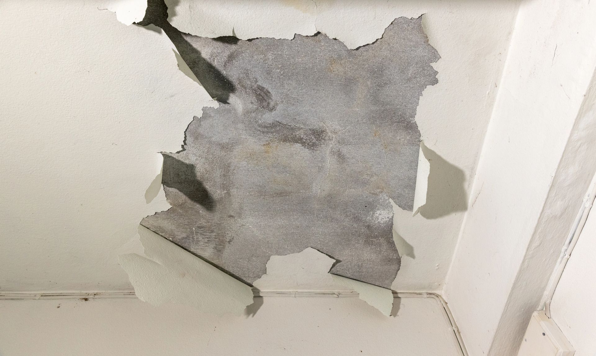 peeling paint on basement ceiling