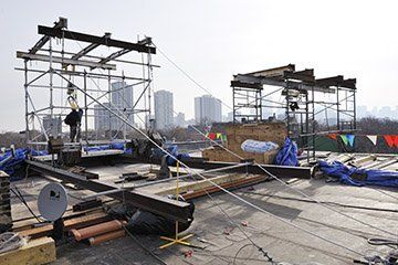 Restoration of historic common brick building in Old Town, Chicago