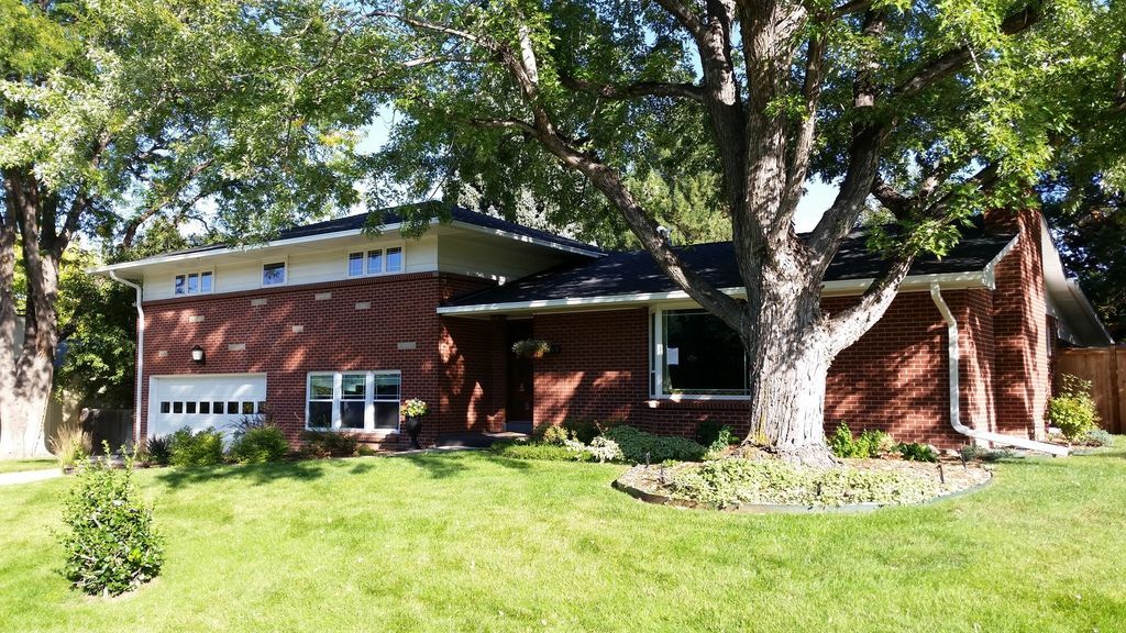 6 Inch Seamless Box Gutter with 4x4 Box Downspout in Centennial Colorado