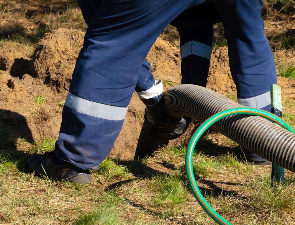 Sewer Cleaning Service — Kenedy, TX — Amron Pumping Services