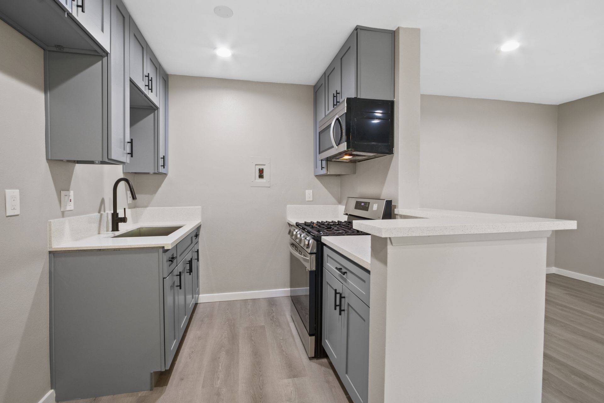 Commonwealth - treewater proerty photo gallery