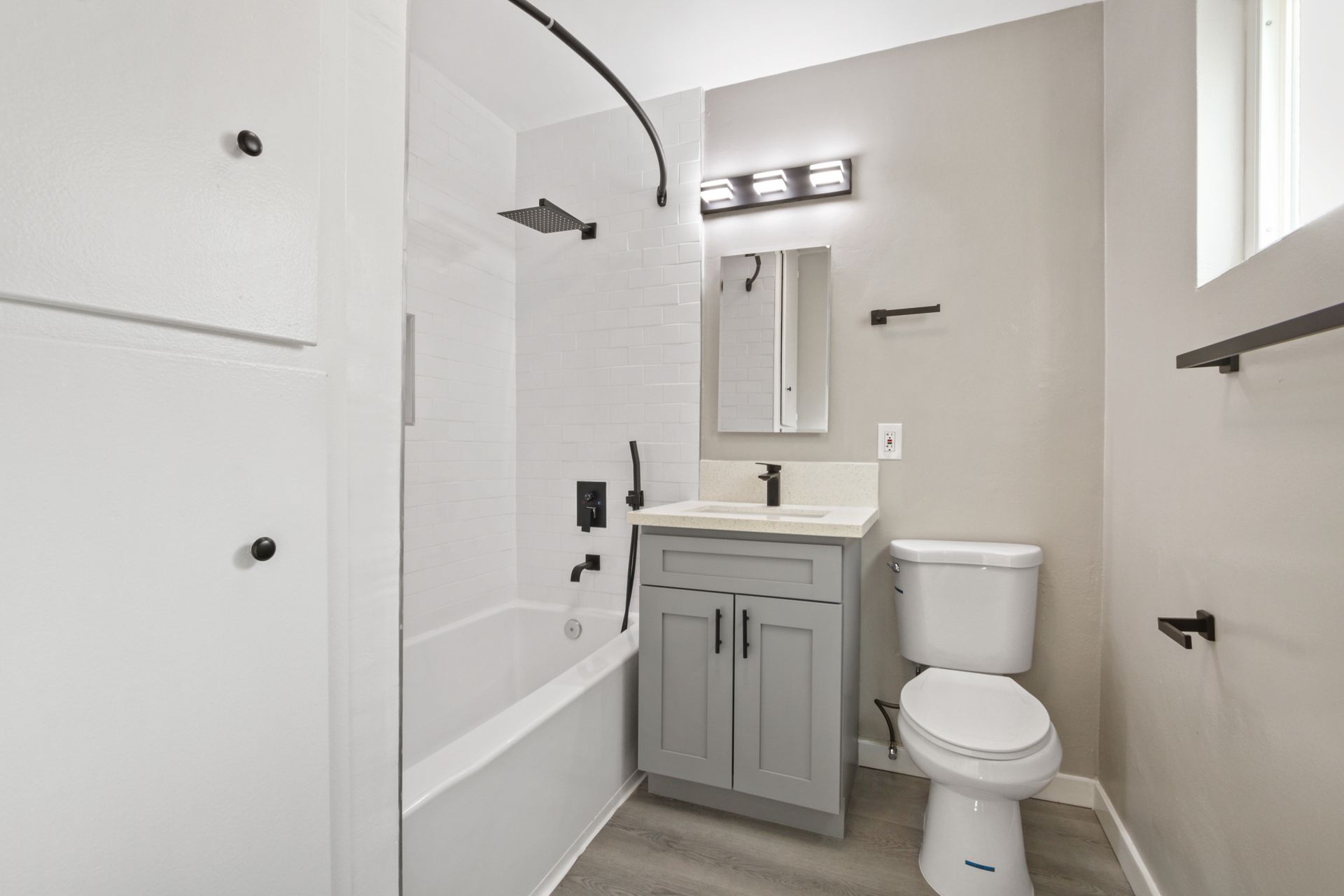 Commonwealth - treewater proerty photo gallery