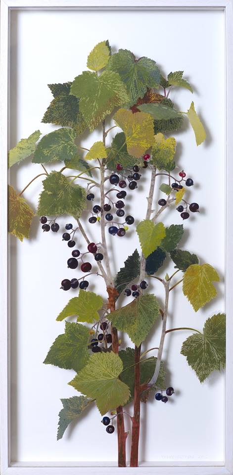 Blackcurrants, July, a verre églomisé painting by Irish artist Yanny Petters, Olivier Cornet Gallery