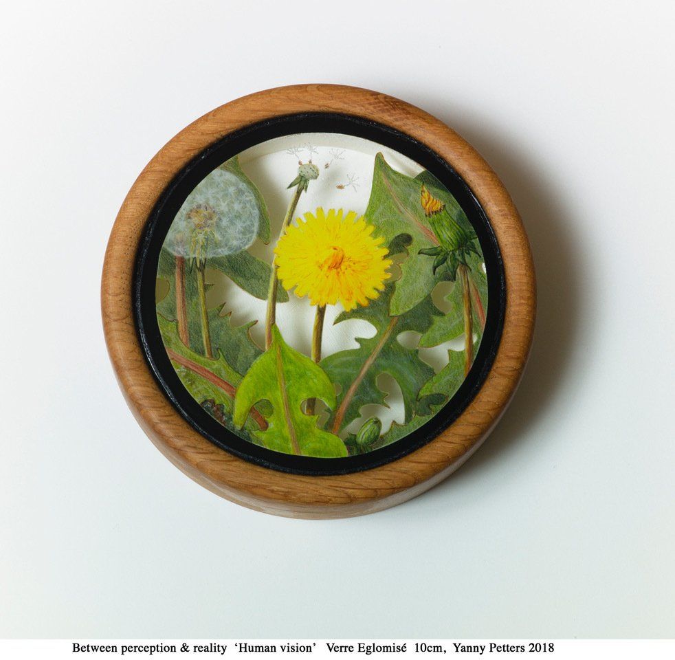 Verre églomisé of Human Vision by Yanny Petters  at VUE Art Fair
