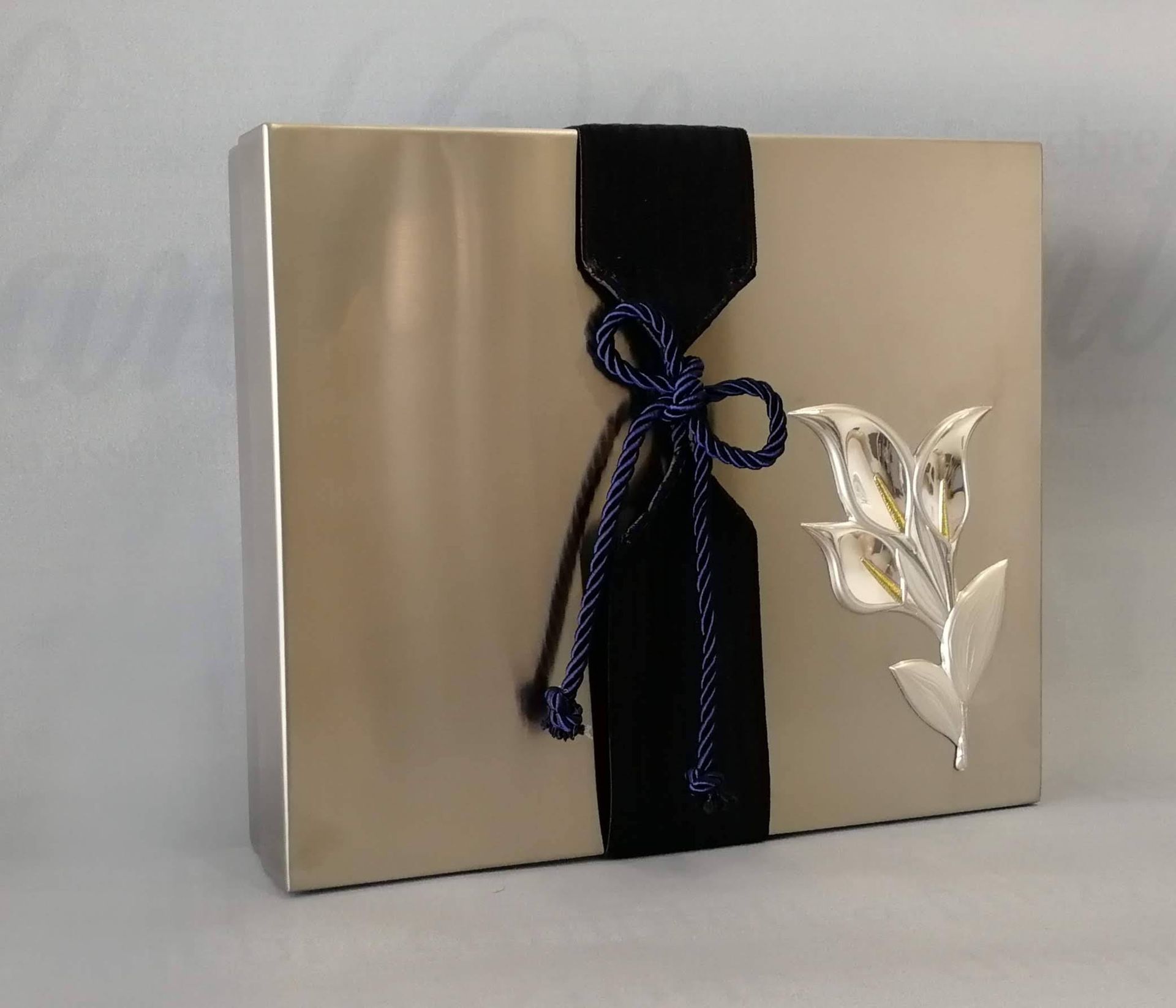 Urne, cremazione, affido ceneri, impresa funebre san clemente,  funerali, onoranze funebri, cittiglio, bellinzago novarese,  cuveglio, varese 