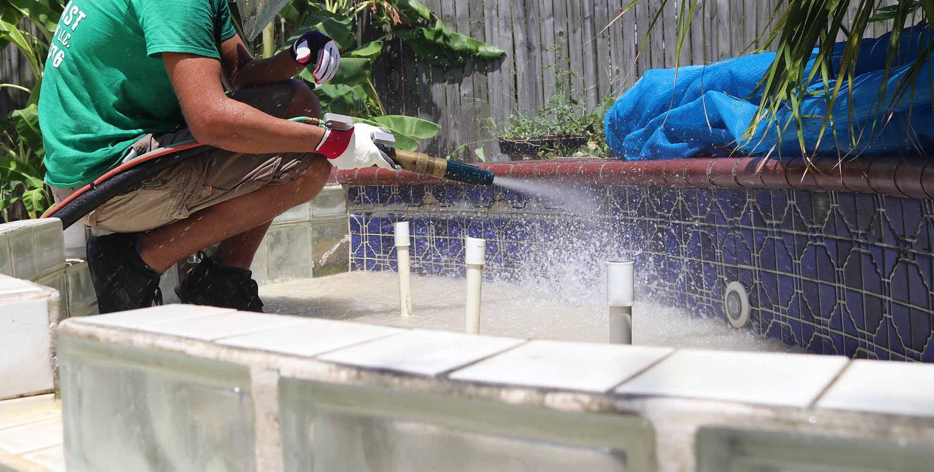 abrasive blasting pool tile