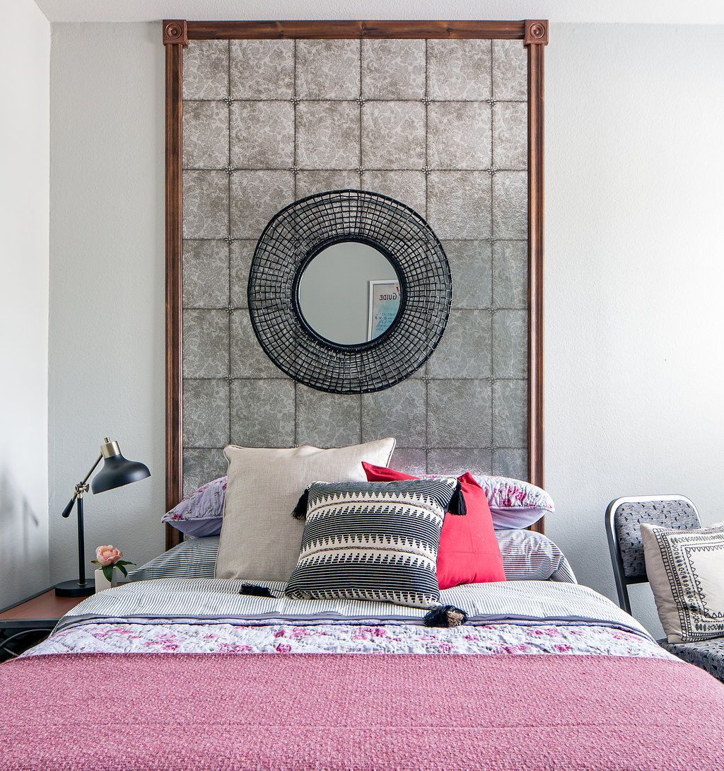 Hawks Ridge private bedroom setup with study space and modern decor for University of Iowa students