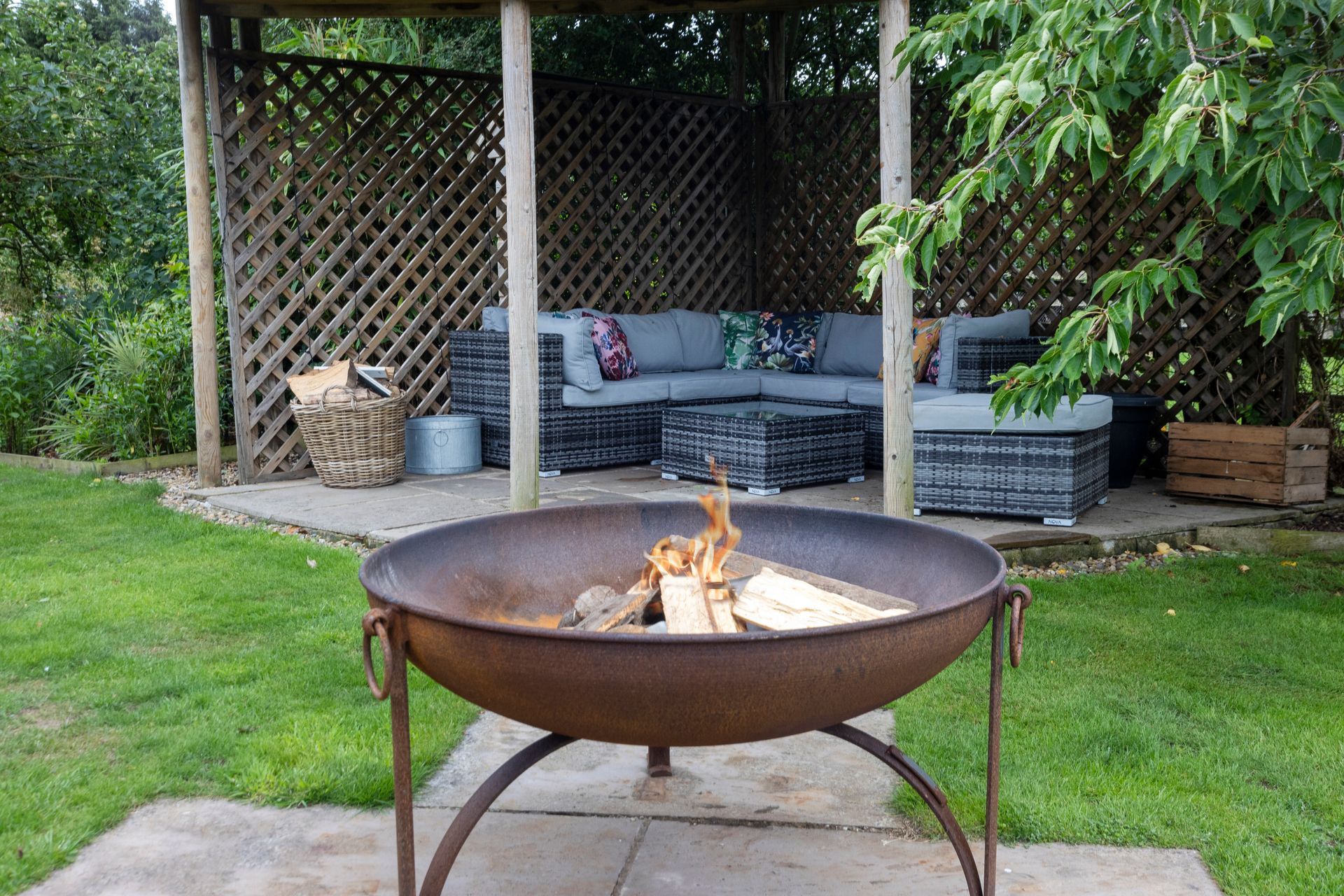 A living room filled with furniture and a coffee table.