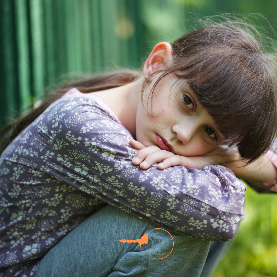 terugtrokken meisje met TOS