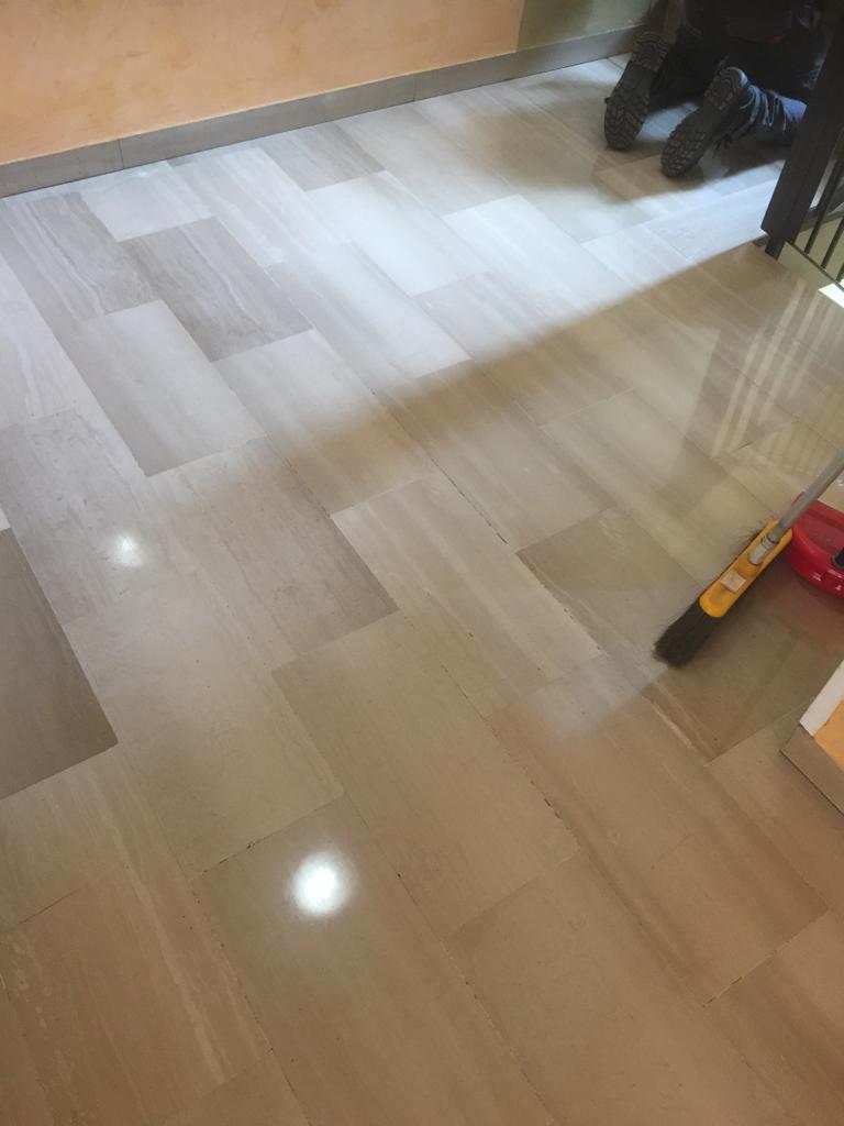 pavimento in marmo lucidato