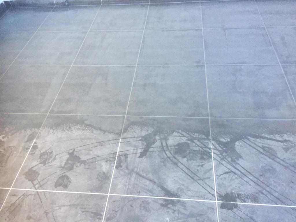 intervento di pulizia pavimento