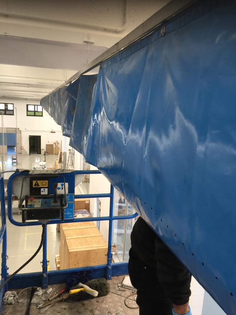 Pulizia di spazio aziendale