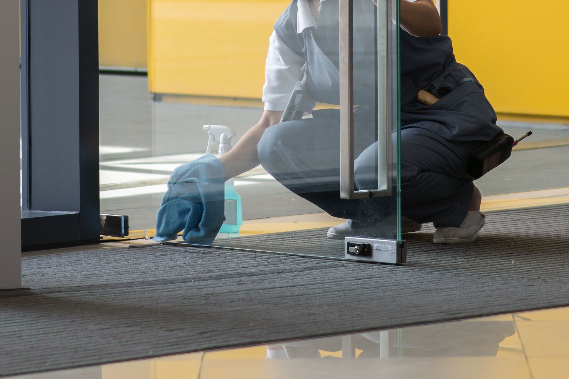 ristrutturazione e pulizia vetrate