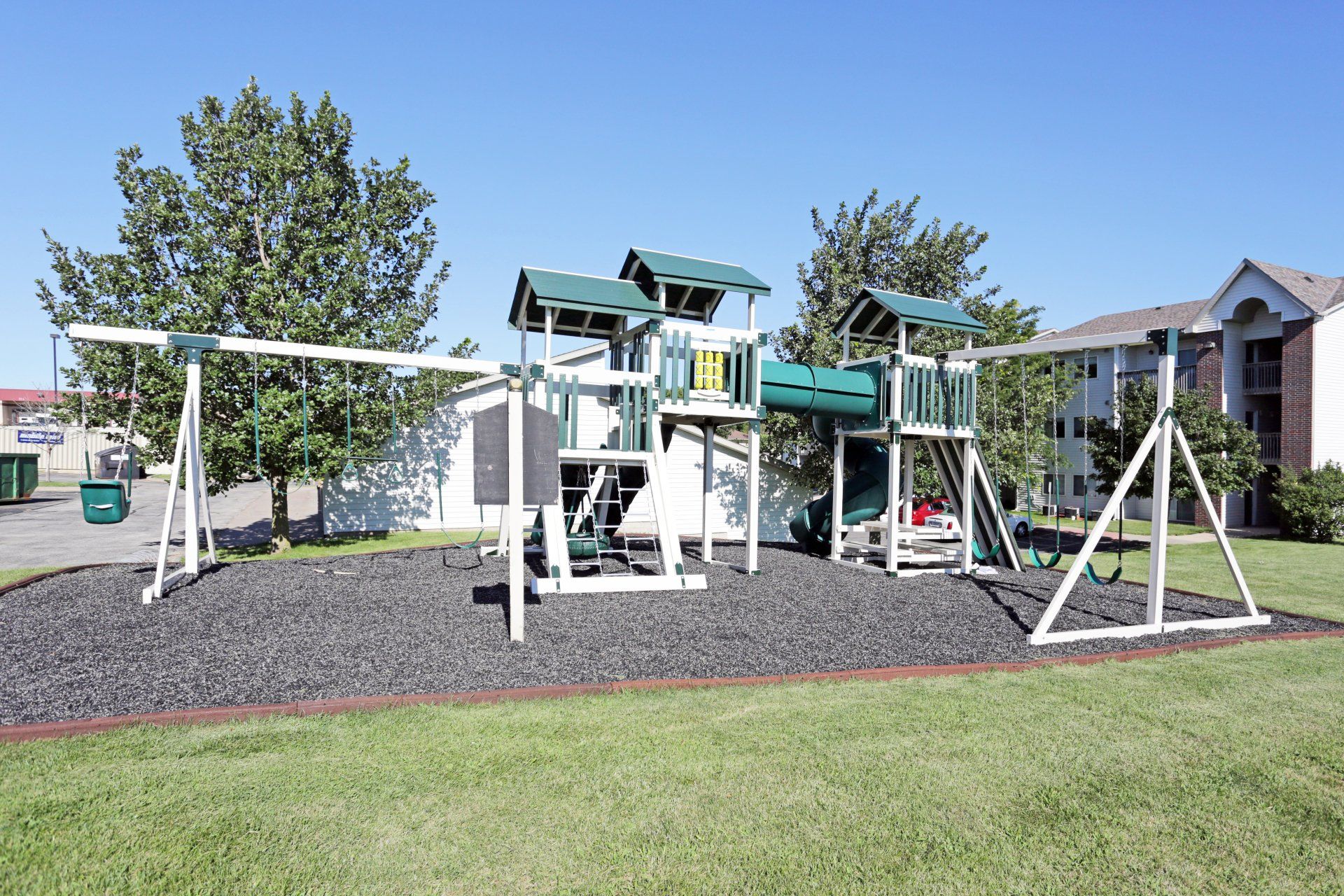 Home Lynnwood Estates Marion, Iowa