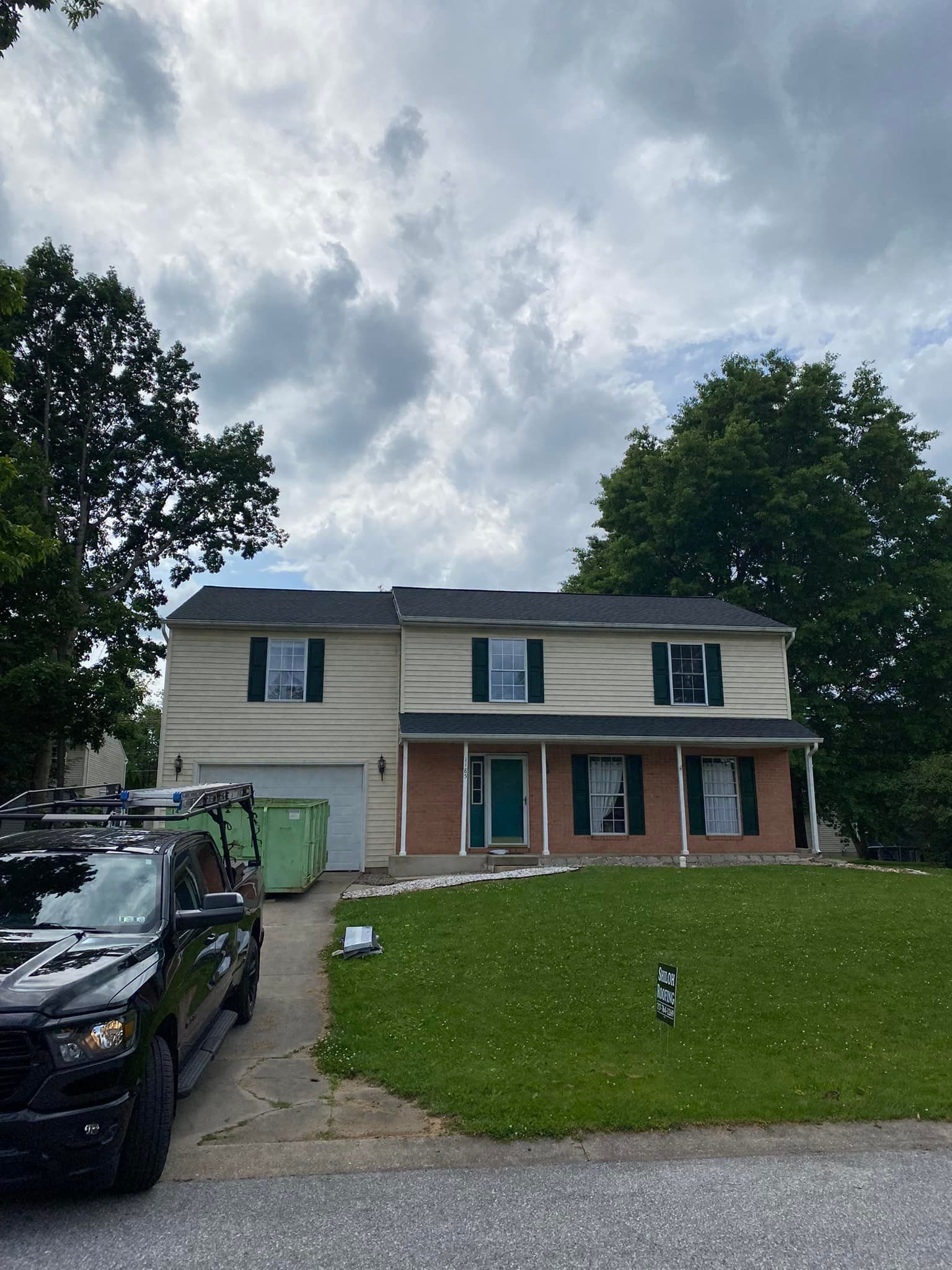 Two Story House — York, PA — Shiloh Roofing