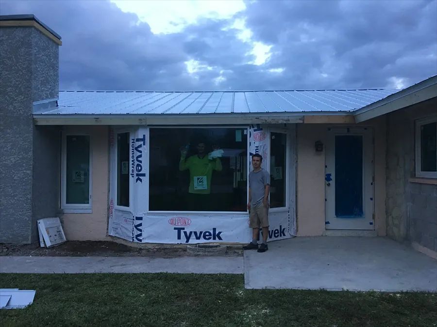 Commercial Store Exterior — Naples, FL — ABC Screen