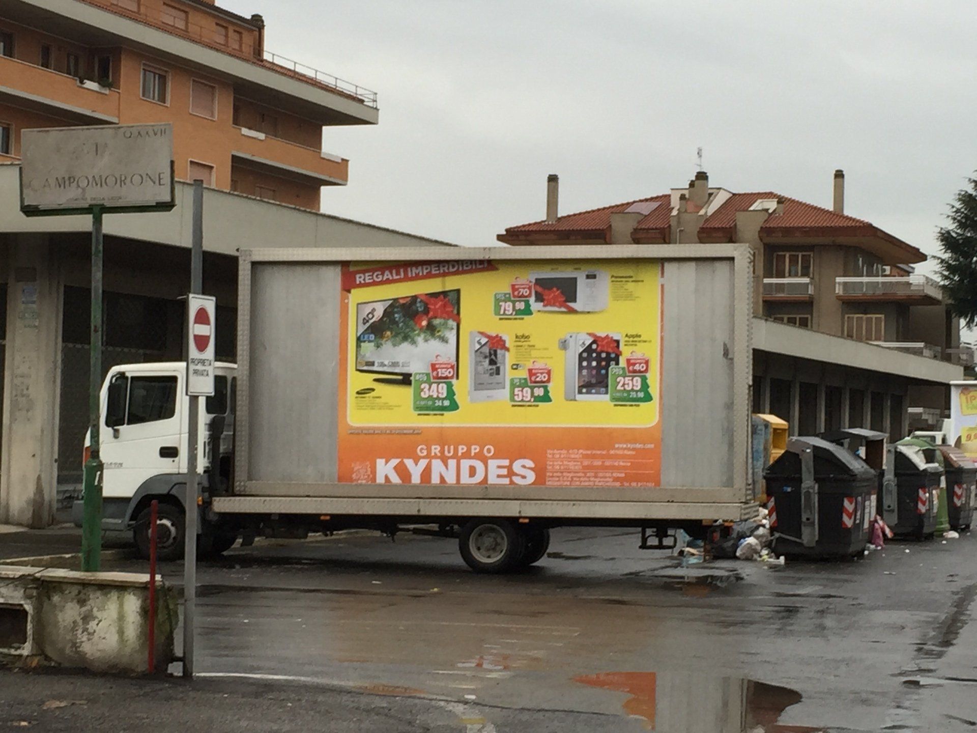 camion vela per pubblicità mobile