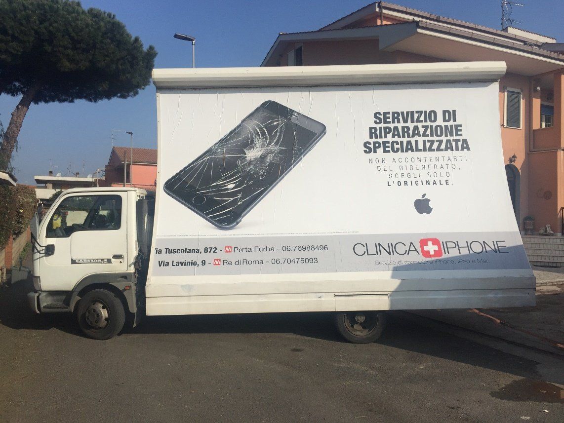 camion a noleggio per servizi promozionali