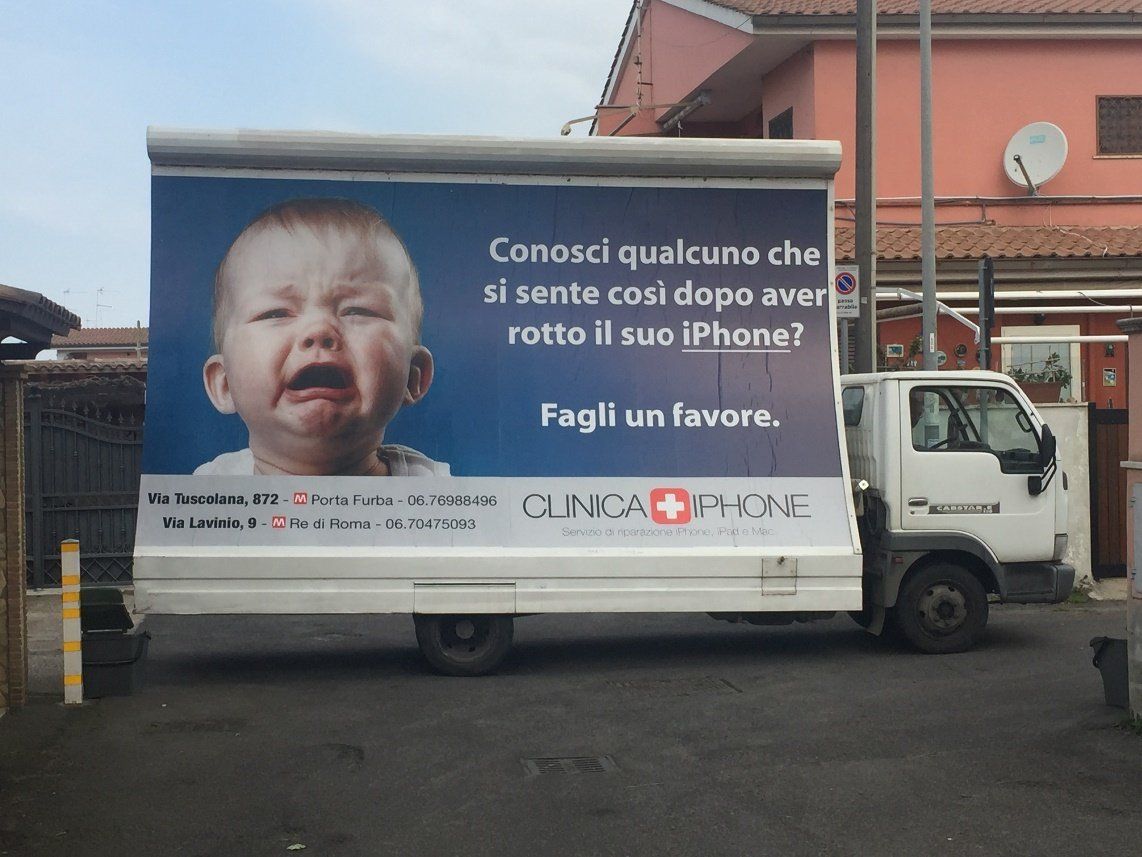 camion a noleggio per servizi pubblicitari