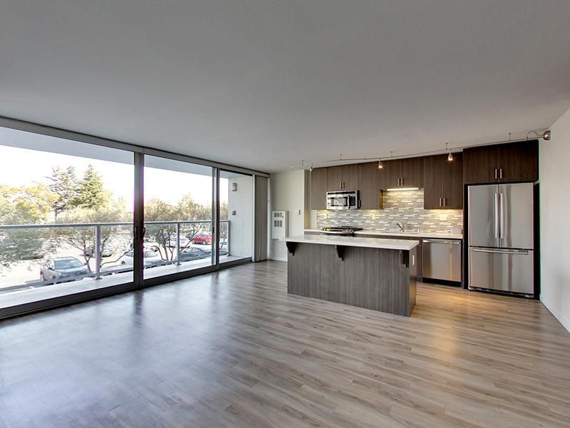 front facing photo of 270 perkins apartment building