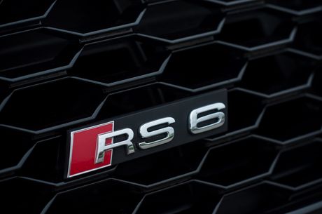 Audi RS Wabengrill