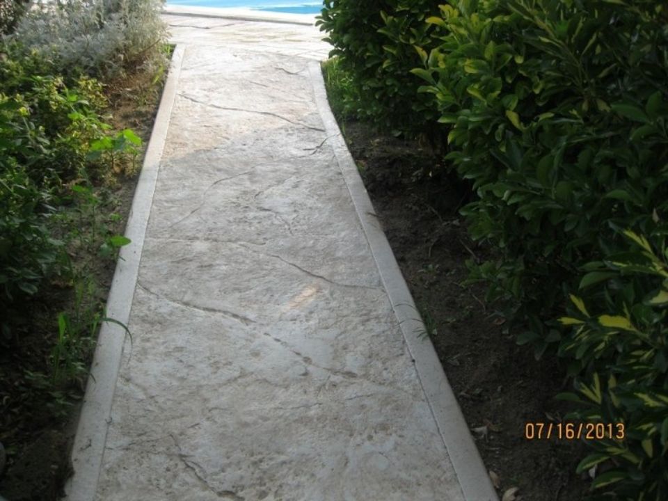pavimento di un vialetto privato