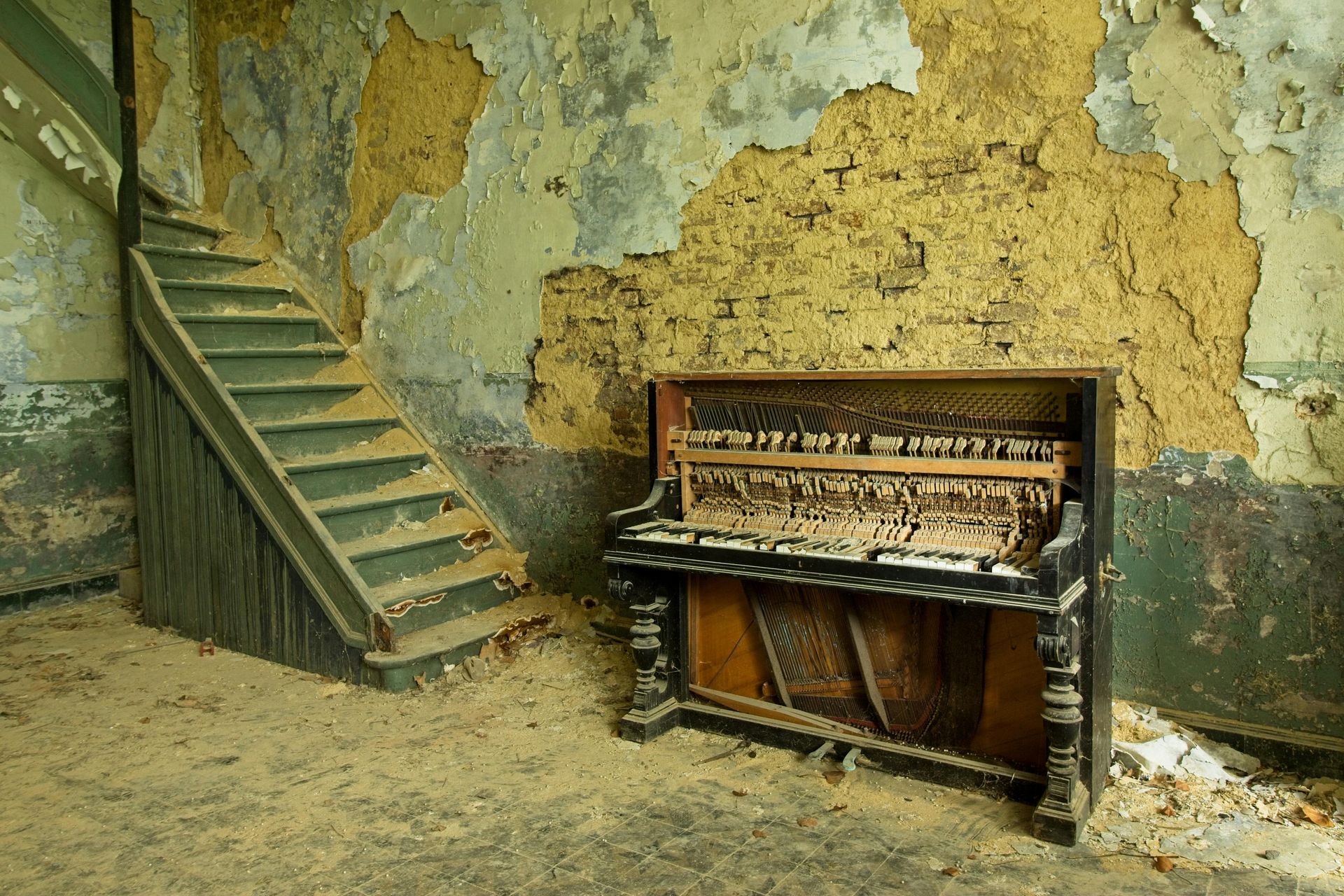 Tragic Piano Out of Tune