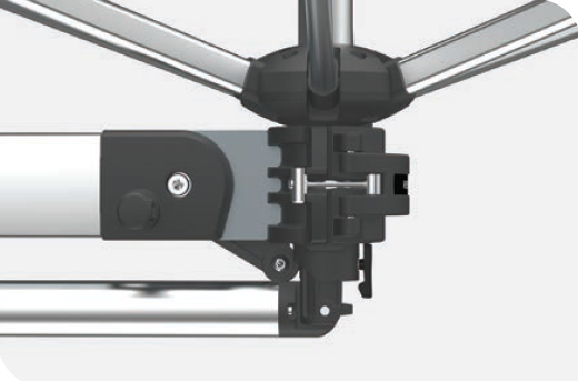 SHADOWROLL™ Technology Cantilever Umbrella.