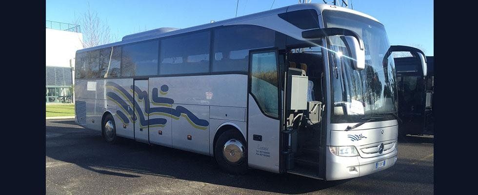 noleggio pulmino a 19 posti