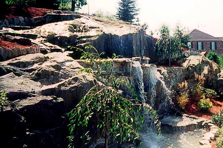 Amazing Watescape — Thornwood, NY — Harry Hudd Architectural Landscapes