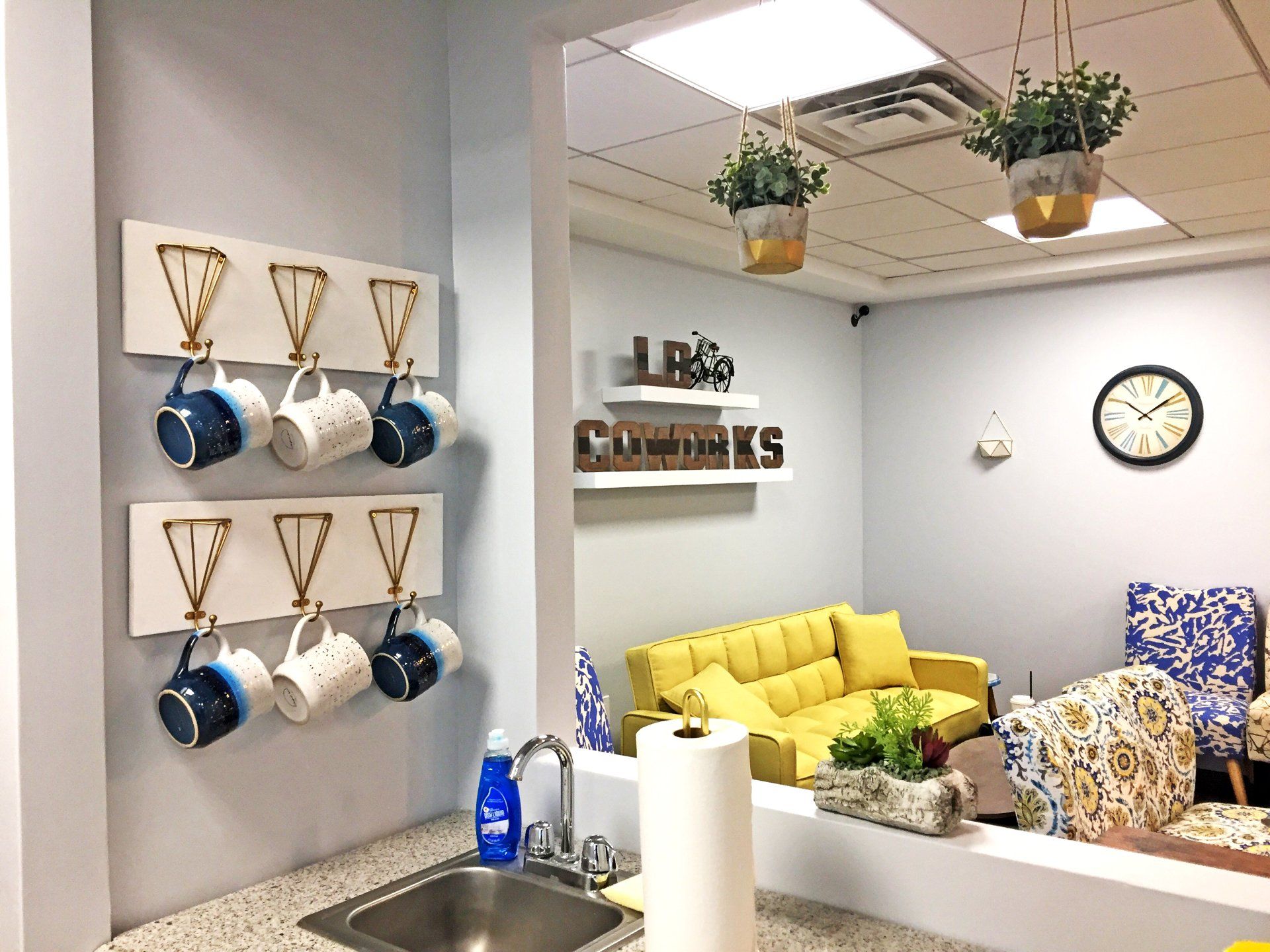 Coffee, lounge area in coworking space for rent in Long Beach, Long island, New York