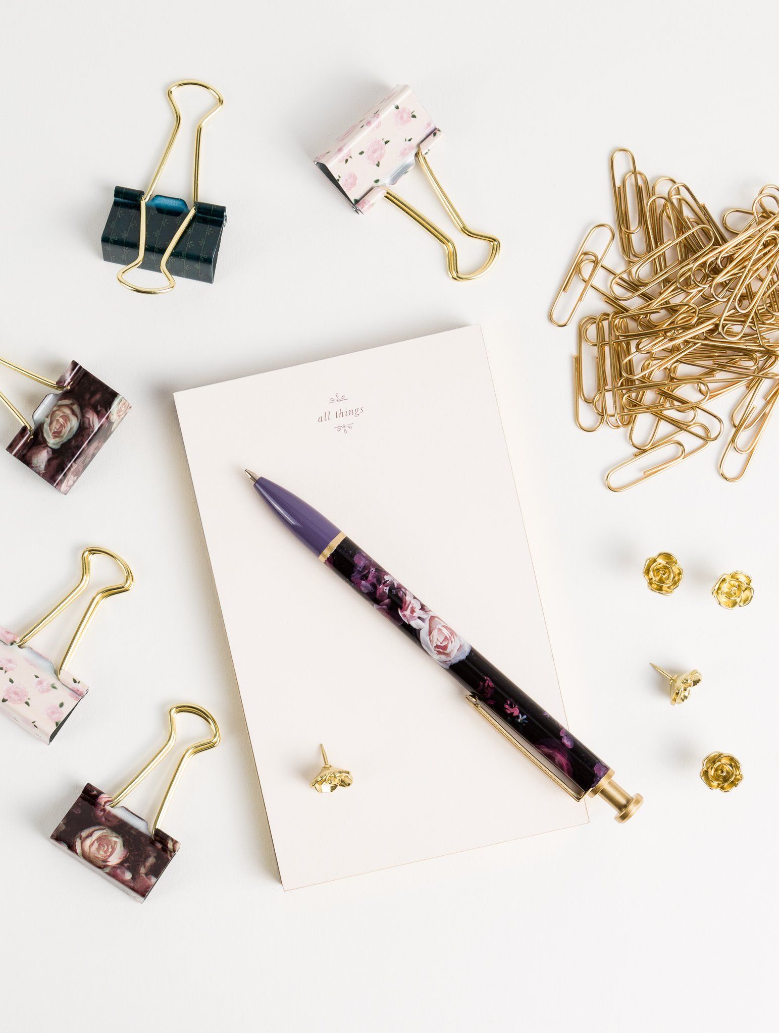 modern and chic office decor, modern officespace