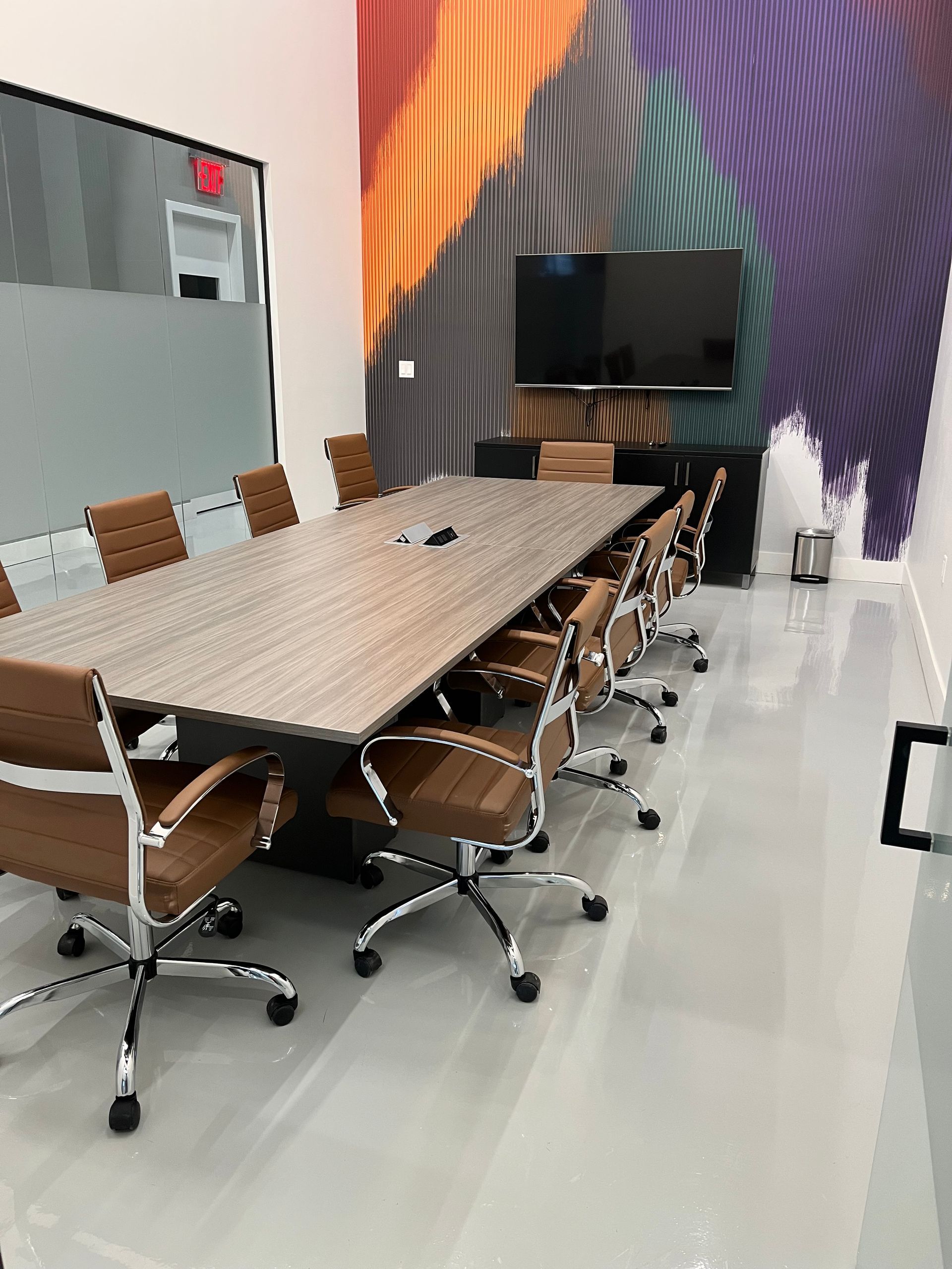 conference room for rent lynbrook ny, book a conference room queens ny, hourly meeting room Lynbrook NY, meeting room for rent Lynbrook, nassau county conference room rental