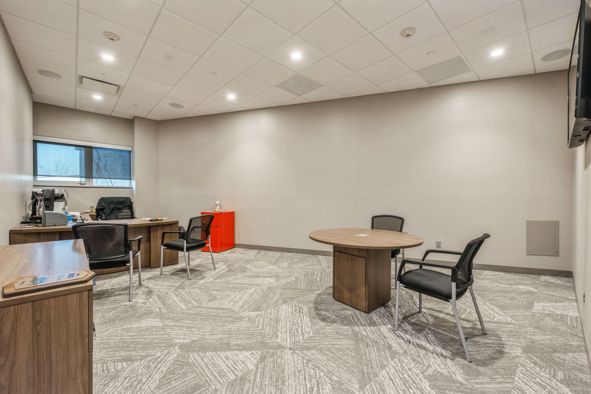 private office for rent huntington ny, dedicated desk rental huntington