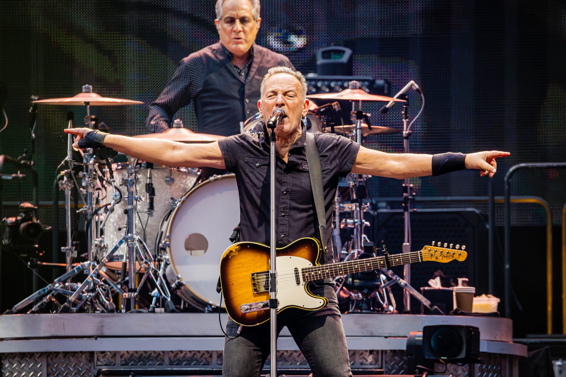 Bruce Springsteen Live At Wembley Stadium